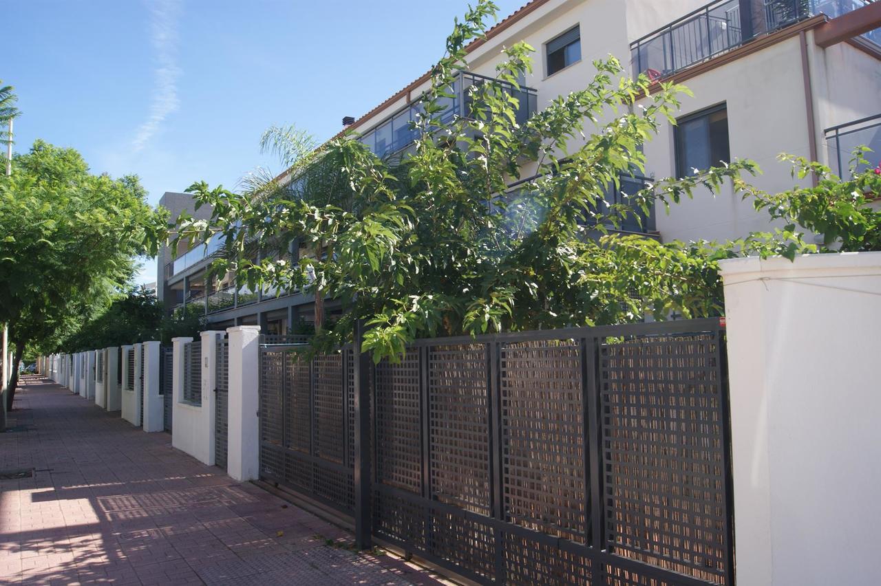 Apartamentos Atenea Playa Romana 阿尔考斯布里 外观 照片